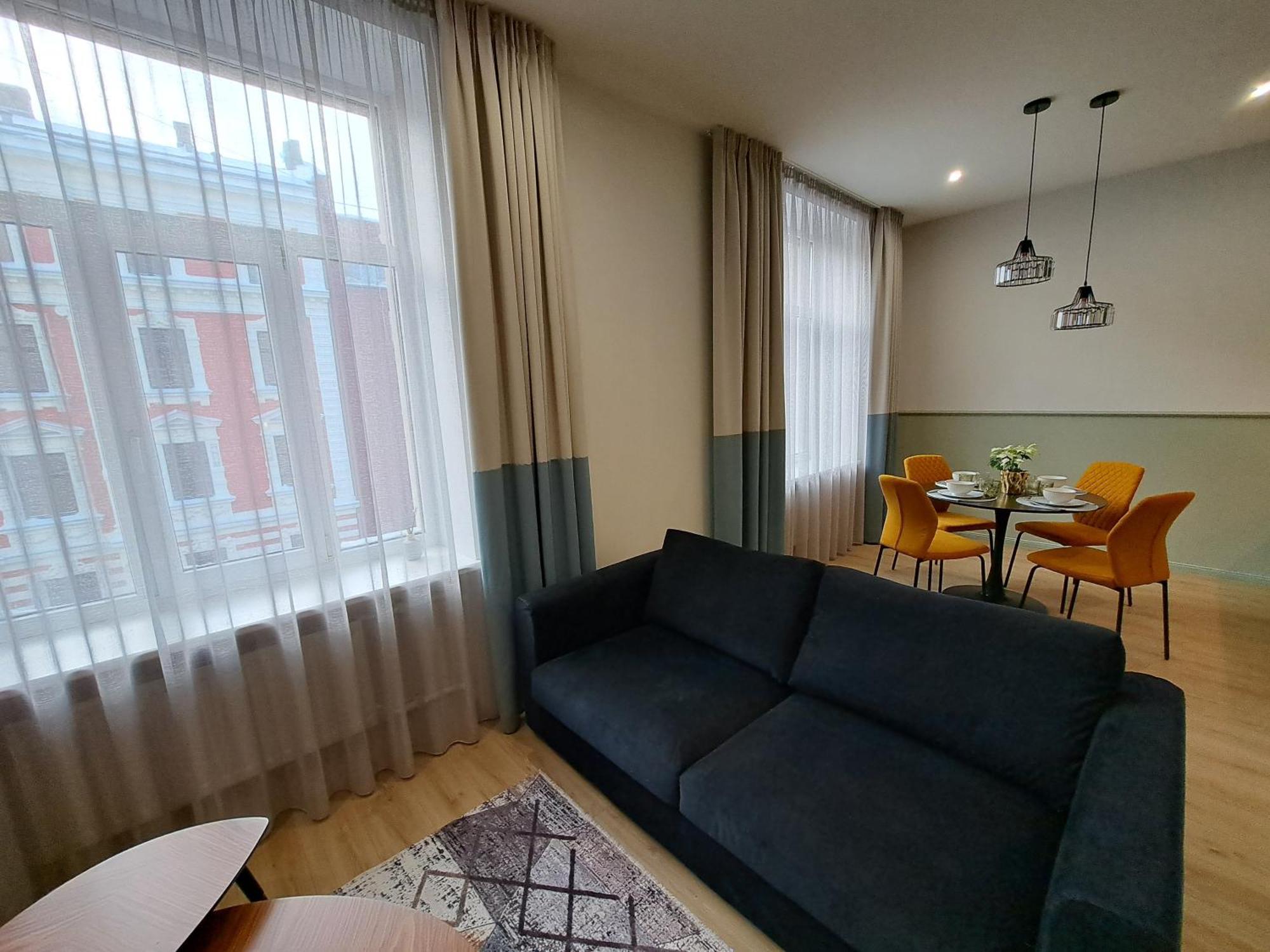 Golden Palms Apartment In The City Centre Riga Exterior foto